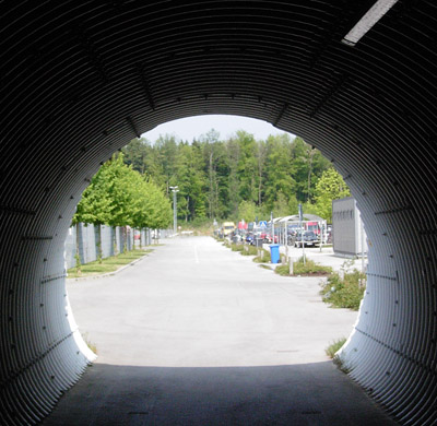 F_tunnel.jpg