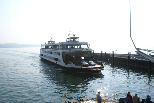 Konstanz_ferry1.jpg