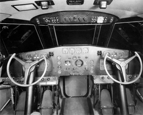 B314FlightDeck.jpg