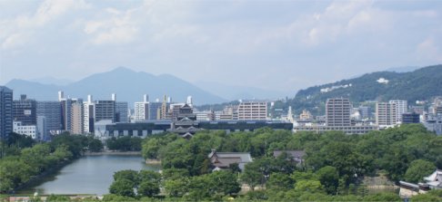 HiroshimaCastle1.jpg