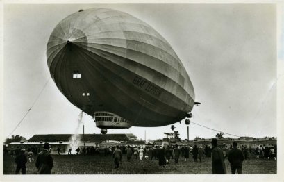 LZ127landing.jpg