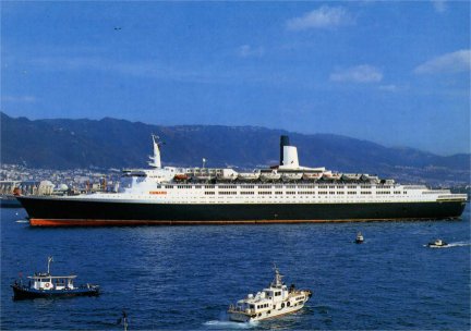 QE2PostCardD.jpg