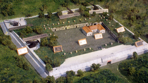 Fort_Huwei_Model_1a.jpg