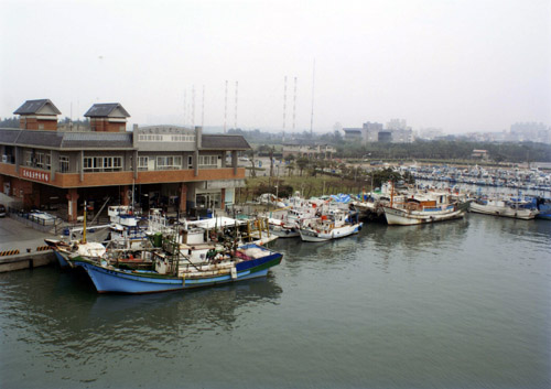 wharf_1.jpg